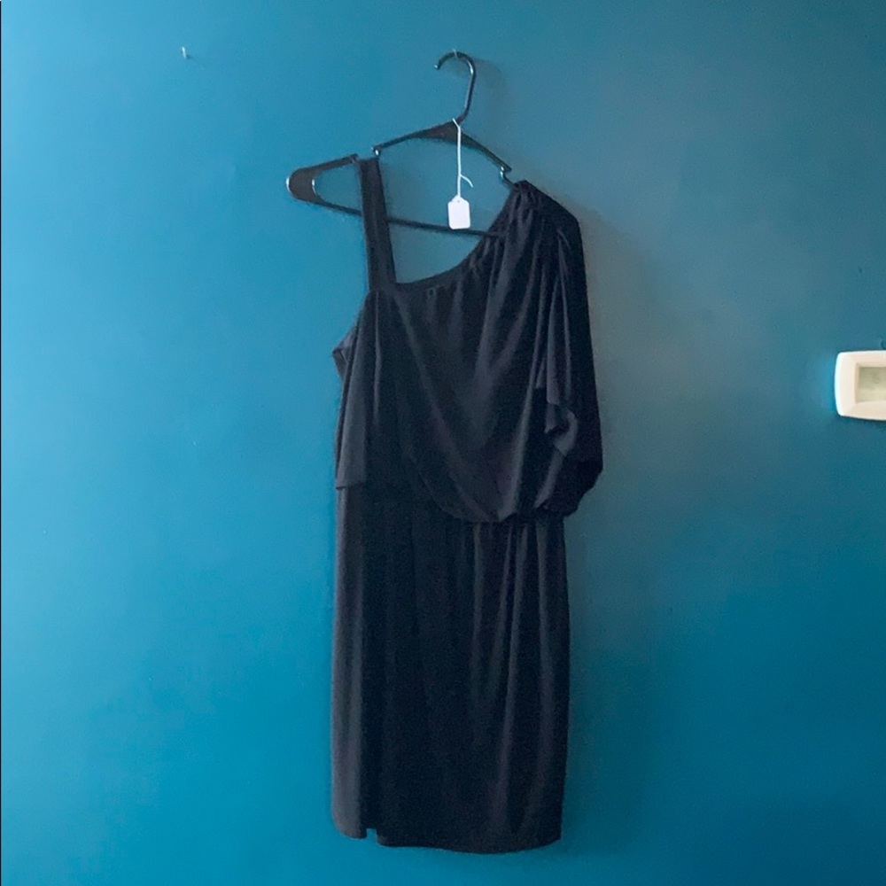 One shoulder dress
